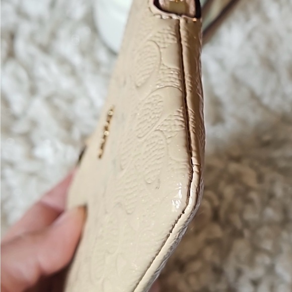 Coach Cream Wristlet Clutch - Picture 5 of 8